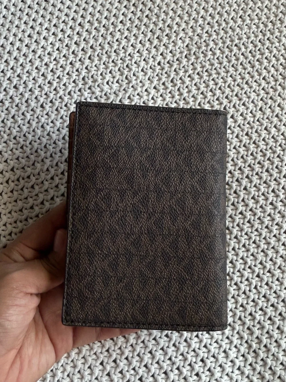 Michael Kors jet set travel passport holder